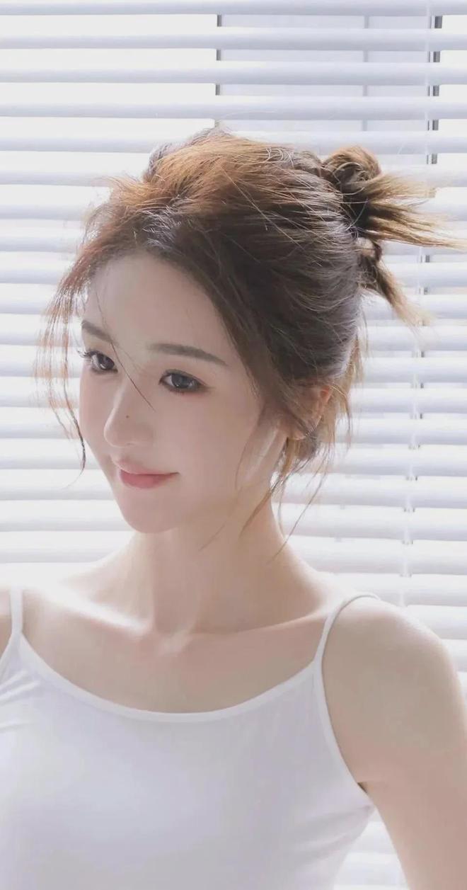 九游娱乐：桃蕊藏幽洞花涧水潺潺(图1)