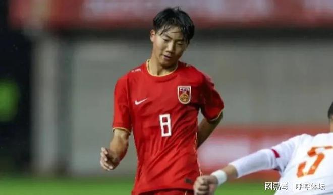 中国U16队对阵澳大利亚U16队首发或轮换赢球就能夺冠！(图2)