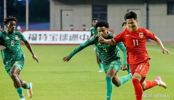 中国U16队对阵澳大利亚U16队首发或轮换赢球就能夺冠！(图1)