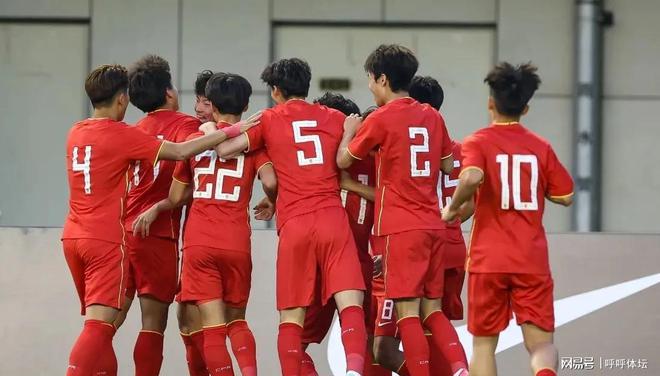 中国U16队对阵澳大利亚U16队首发或轮换赢球就能夺冠！(图3)