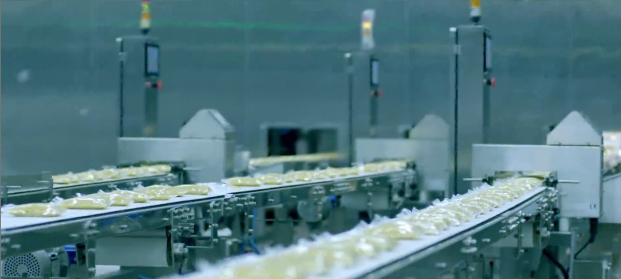 九游娱乐文化:新闻有观点·行业洞察丨泡面越来越贵?何以海内外“飘香”?(图2)