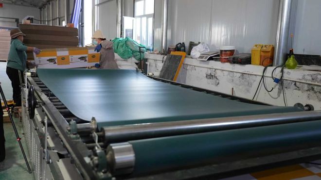 【新疆】和布克赛尔县：产业振兴有“盒”力从填补空白到年产值过百万(图2)